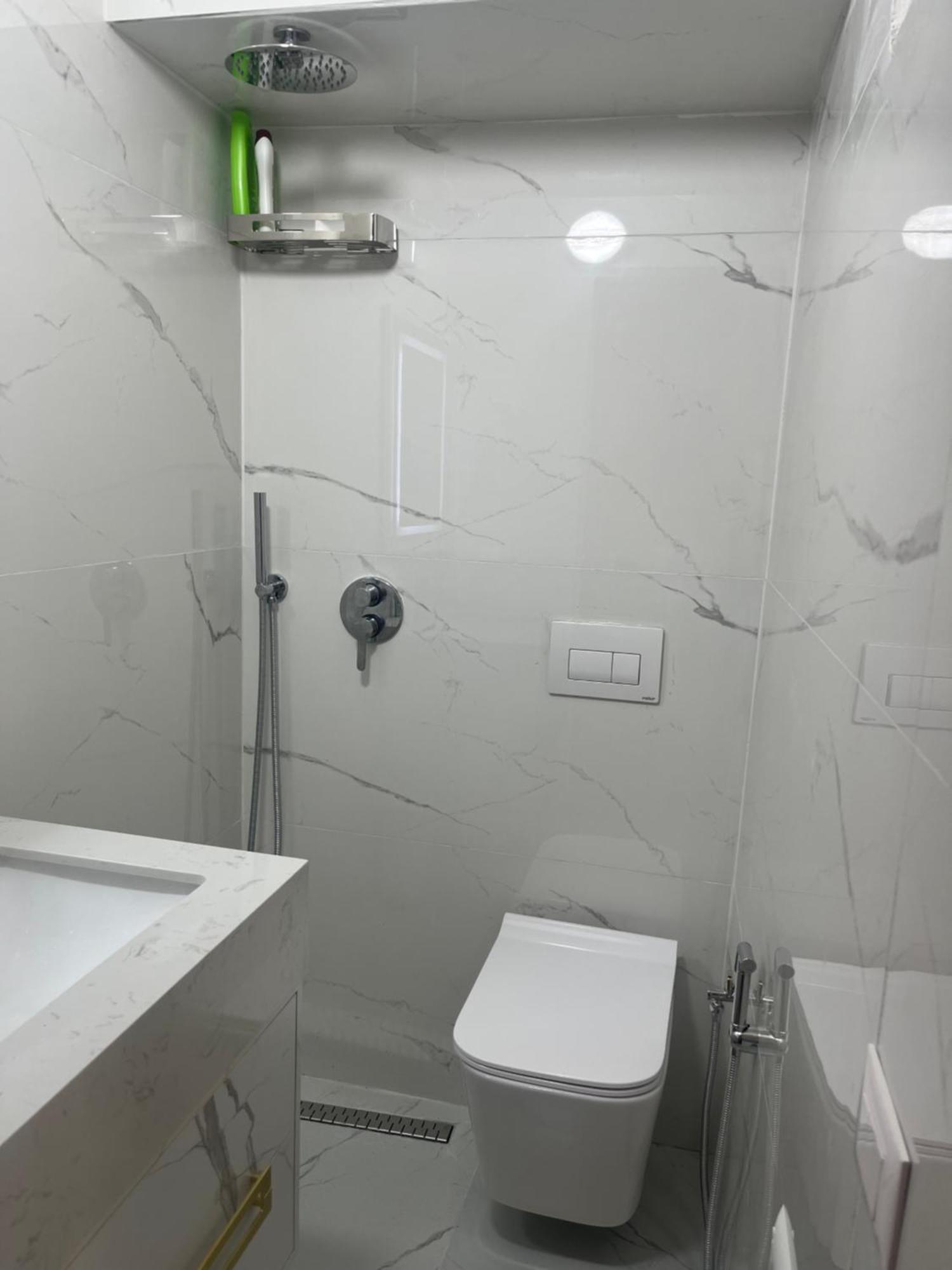 Apartamento Evis House Tirana Exterior foto