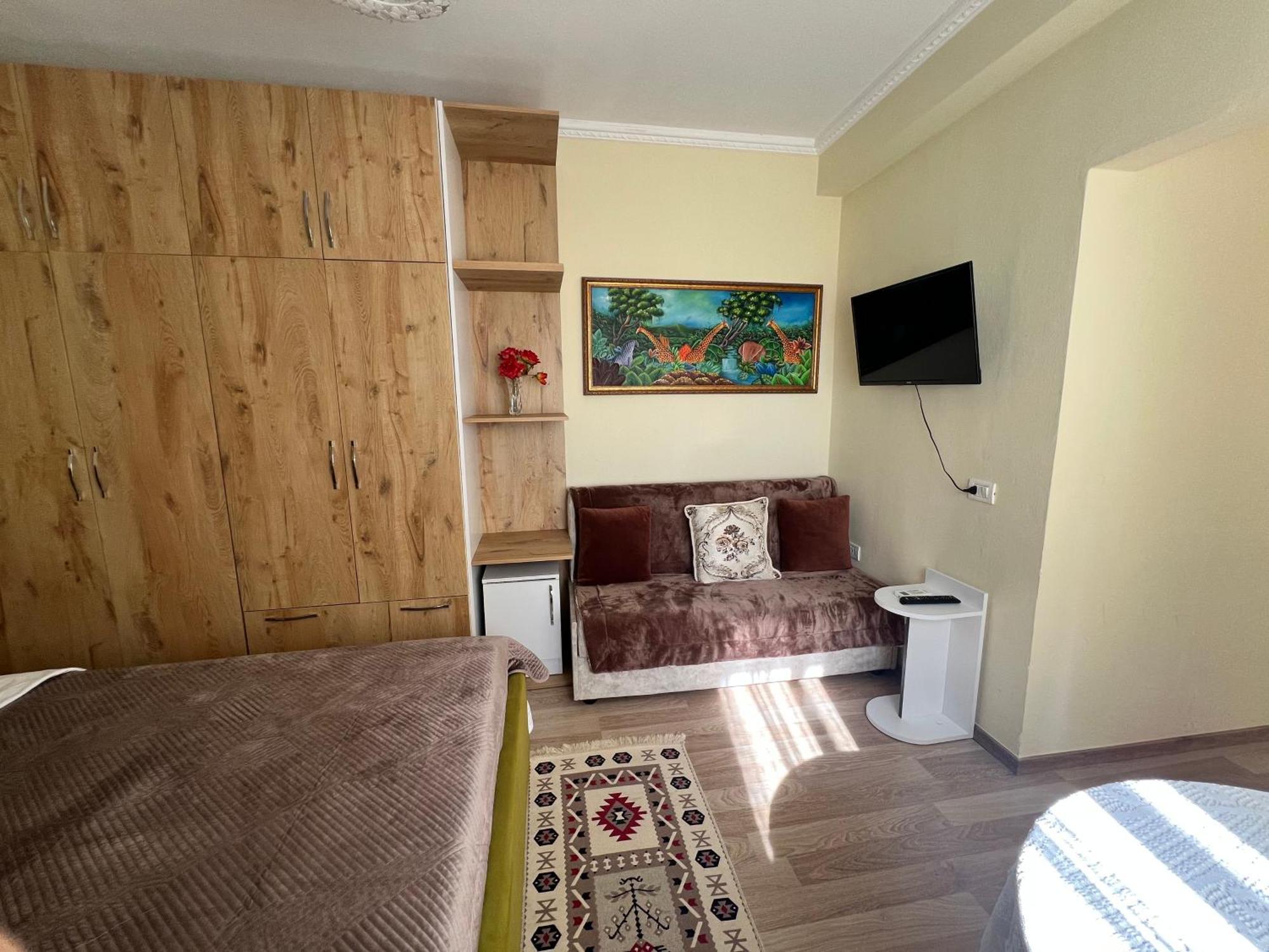 Apartamento Evis House Tirana Exterior foto